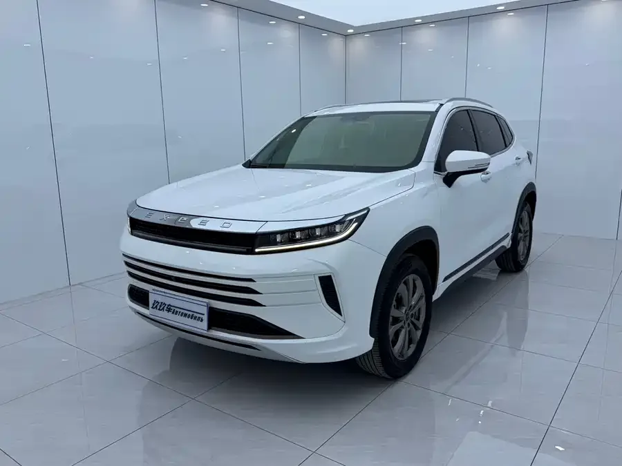Exeed LX Xingtu Zhuifeng 2022 Riding the Wind and Waves Edition 1.5T CVT Good Things Peanut Edition 2023 — фото 1, купить с доставкой в Москву