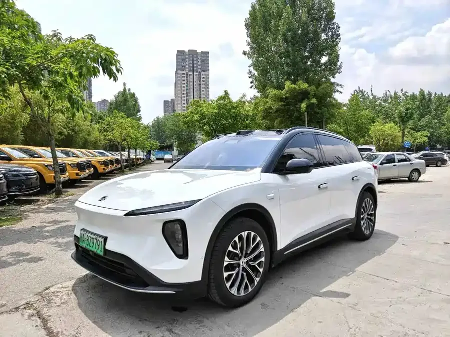NIO ES6 2025