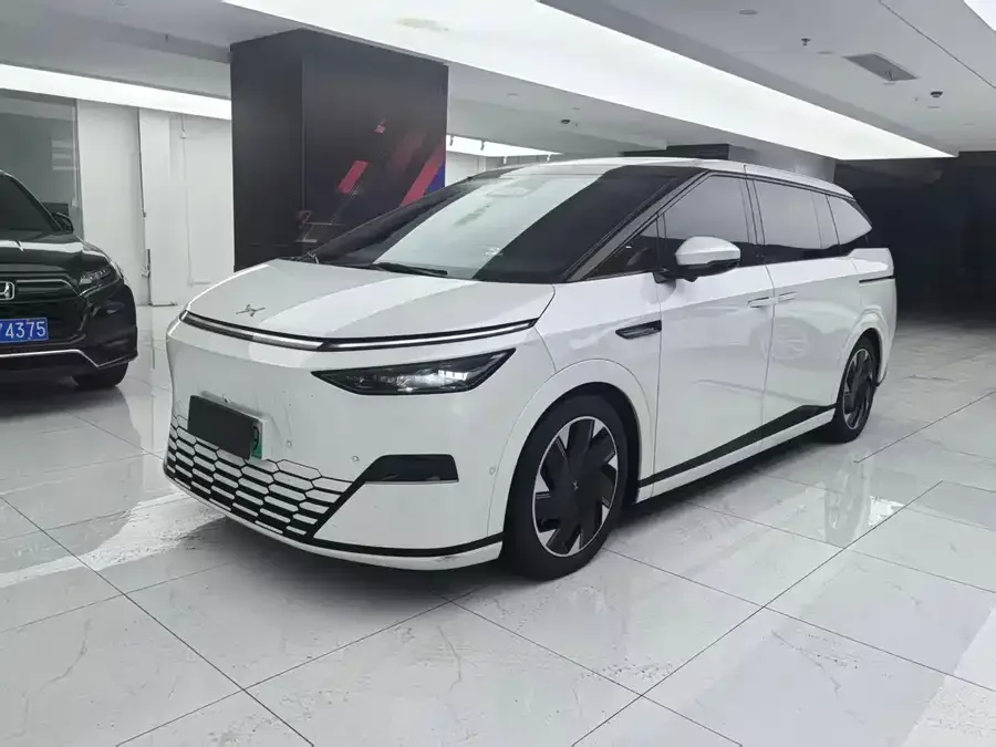 XPeng XPeng X9 2024