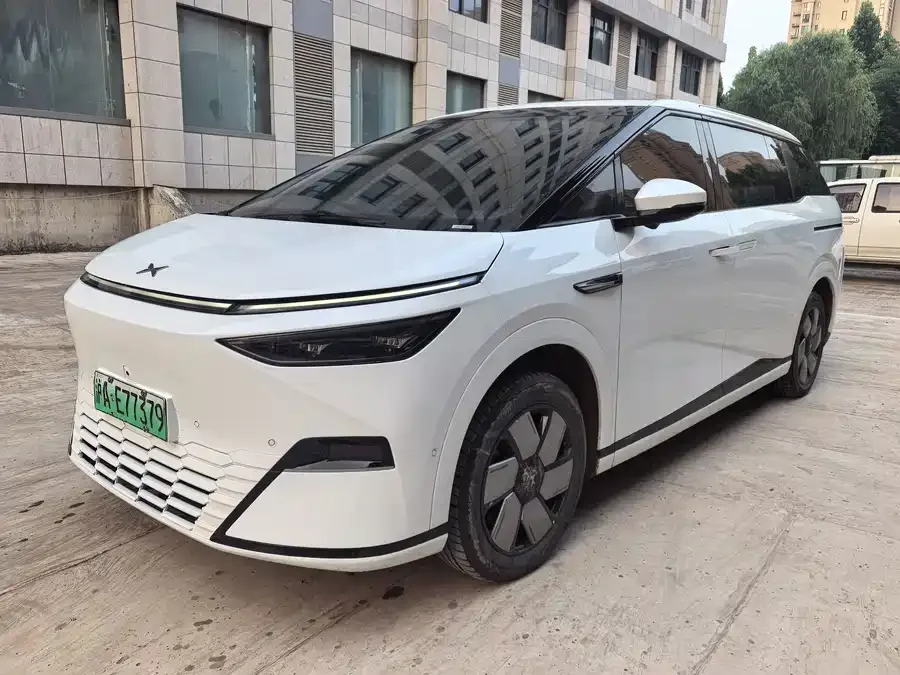 XPeng XPeng X9 2024