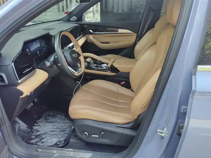 Geely Xingyue L extended-range electric version Xingyue L Extended Range Electric Version 2022 1.5T DHT Extended Range Electric Flagship Version 2023 — миниатюра 3