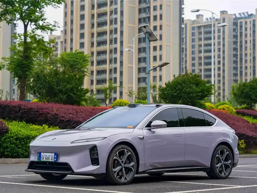 NIO ET5 2025
