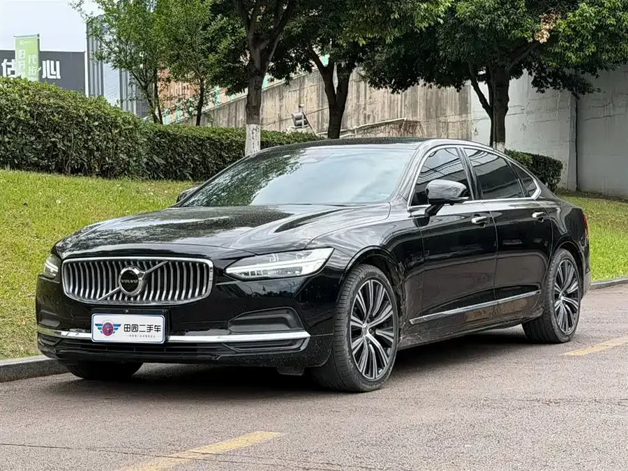 Volvo S90 2022