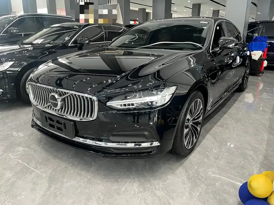 Volvo S90 2022