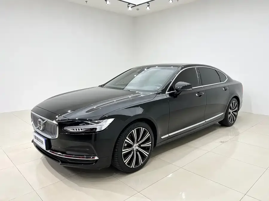 Volvo S90 2023