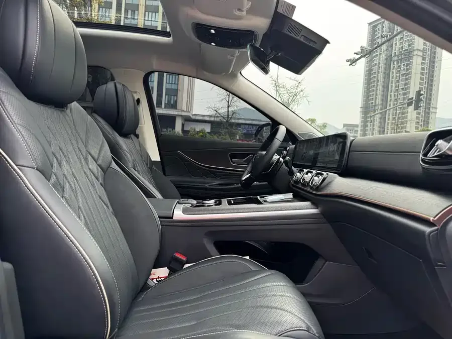 Chery Tiggo 9 Tiggo 9 2023 Model 2.0T Automatic 2WD Luxury Edition 5 Seaters 2024 — миниатюра 3