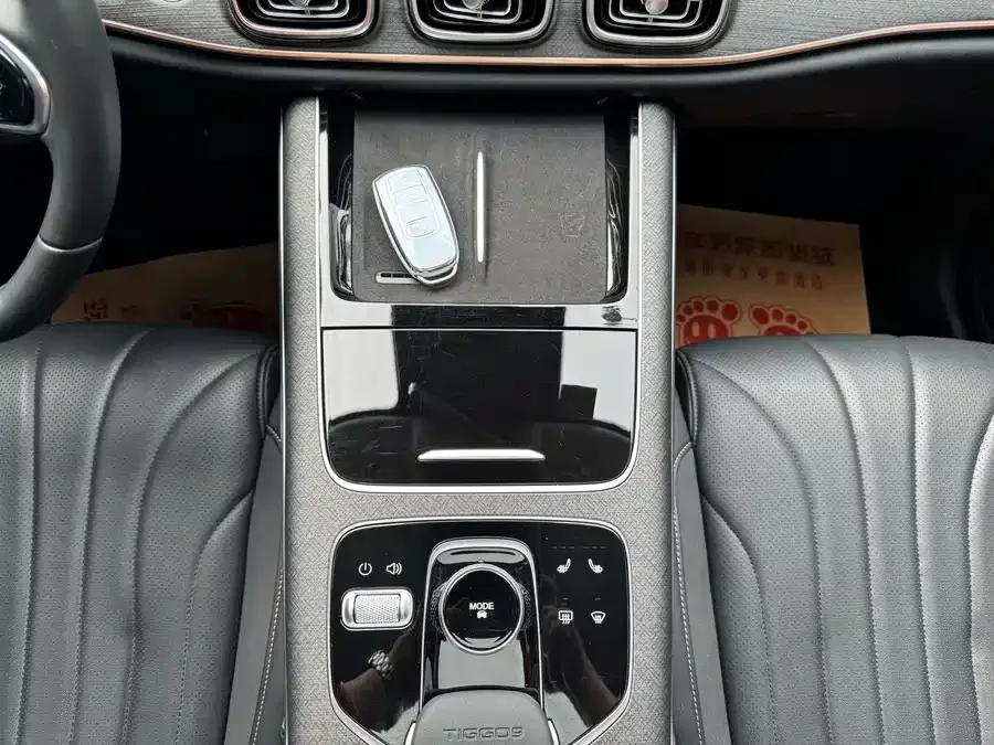 Chery Tiggo 9 Tiggo 9 2023 Model 2.0T Automatic 2WD Luxury Edition 5 Seaters 2024 — миниатюра 5