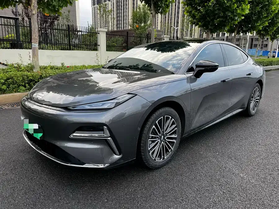 Geely Galaxy Star 8 2025