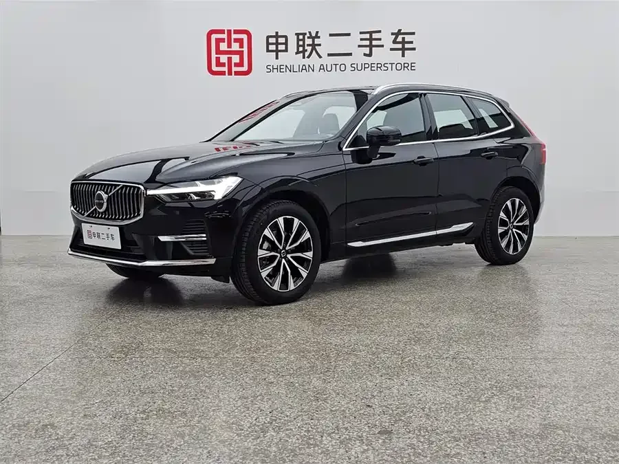 Volvo XC60 2025