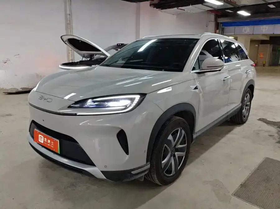 BYD Sea Lion 07 DM-i 2025