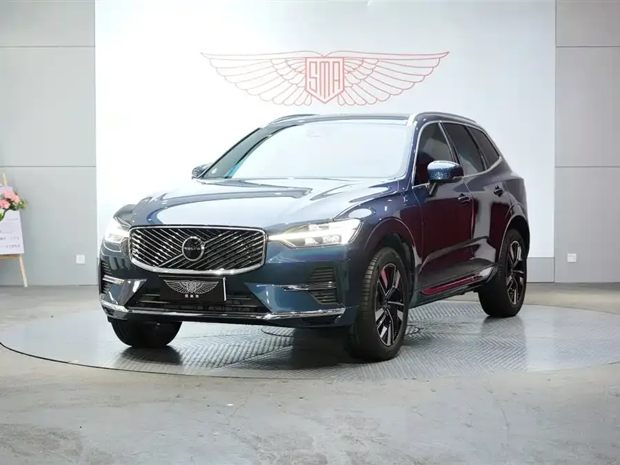 Volvo XC60 2025