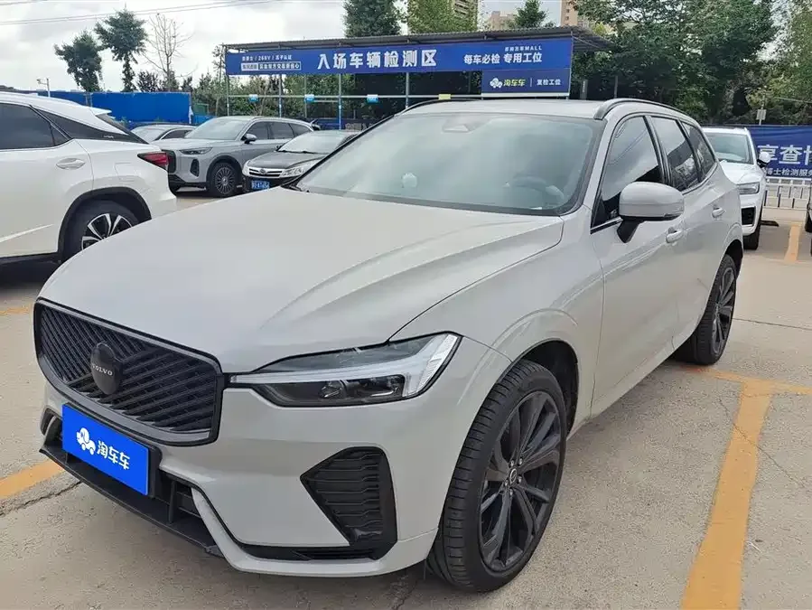 Volvo XC60 2026