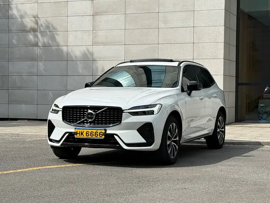 Volvo XC60 2022