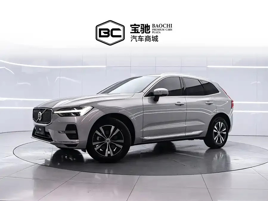 Volvo XC60 2022