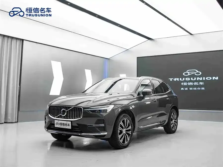 Volvo XC60 2022