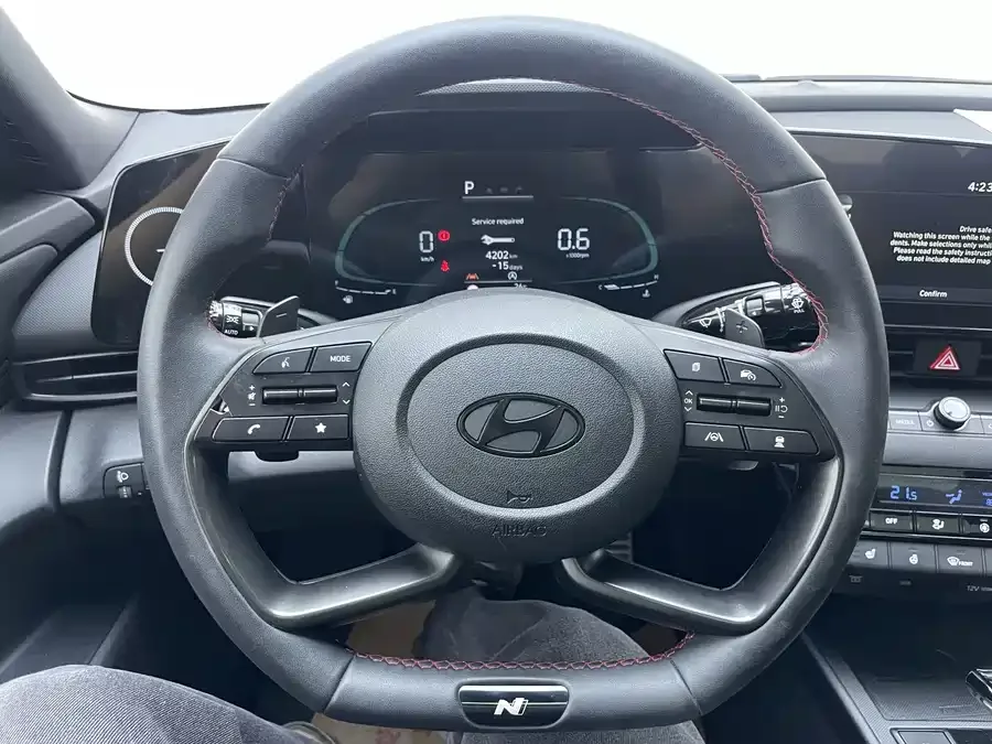 Hyundai Elantra Elantra 2023 240TGDi DCT N Line LUX Premium Edition 2023 — миниатюра 5