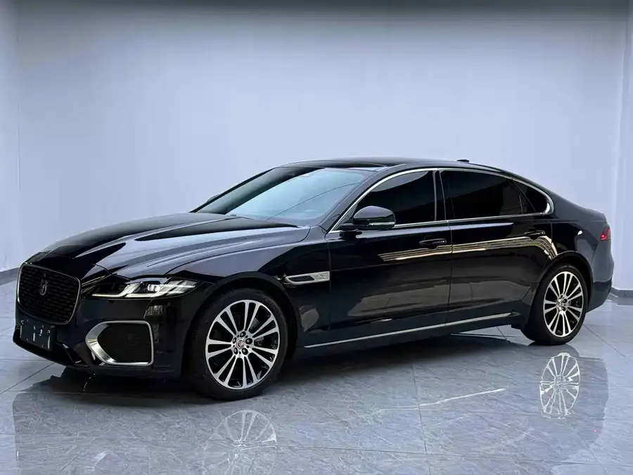 Jaguar XFL 2025