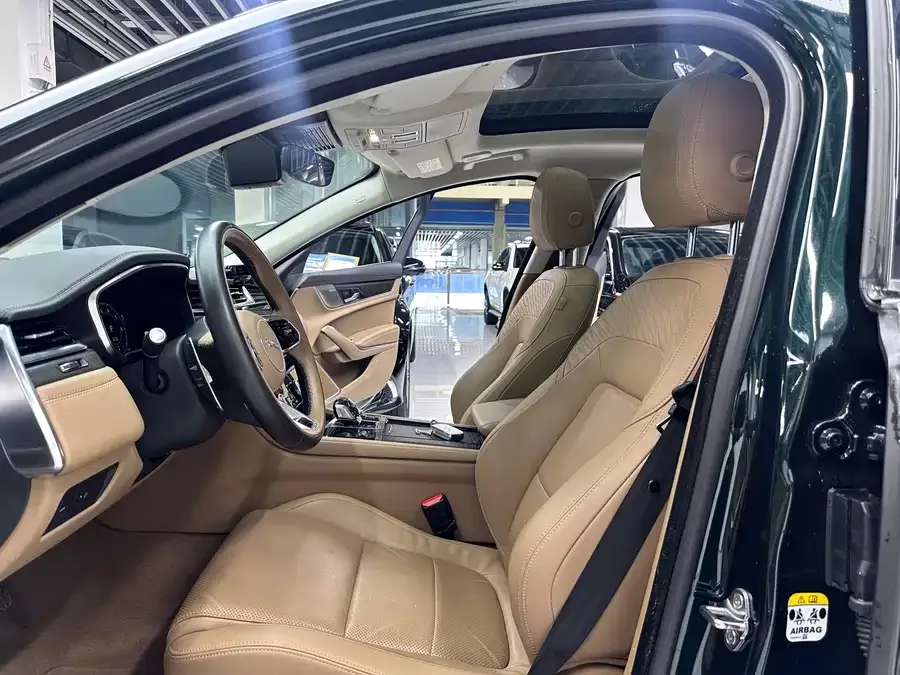 Jaguar XFL 2024