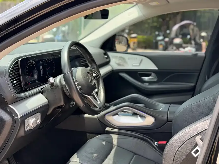 Mercedes-Benz GLE Coupe Mercedes-Benz GLE Coupe 2022 GLE 350 4MATIC Coupe SUV Luxury 2022 — миниатюра 2