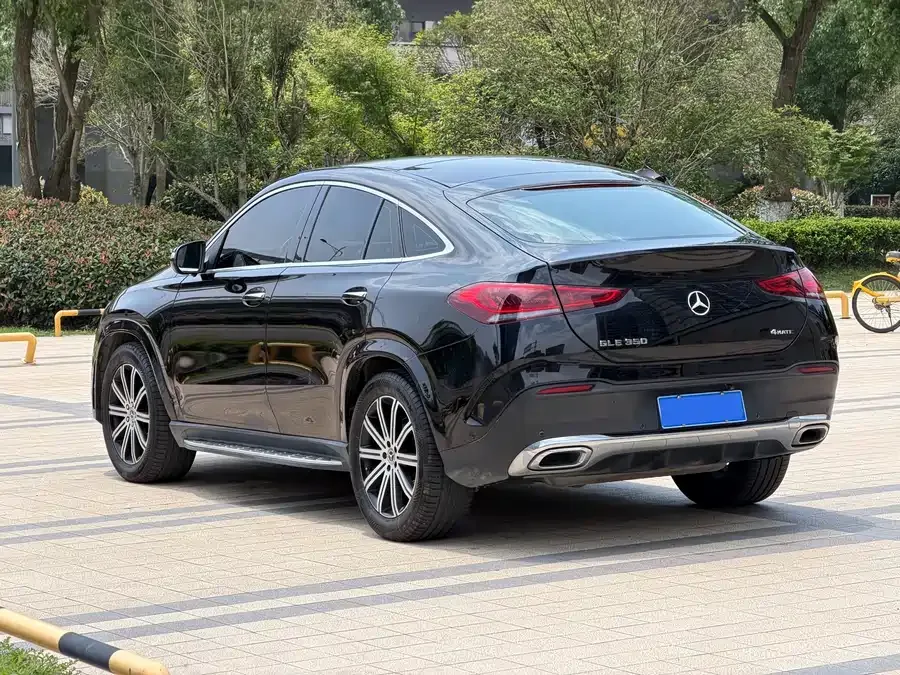 Mercedes-Benz GLE Coupe Mercedes-Benz GLE Coupe 2022 GLE 350 4MATIC Coupe SUV Luxury 2022 — миниатюра 4