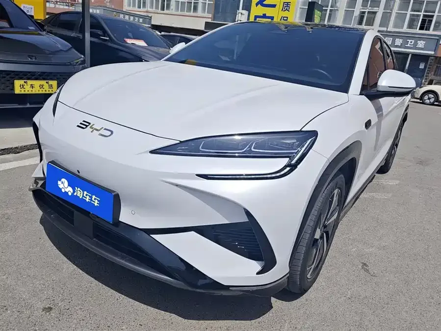 BYD Sea Lion 07 EV 2025