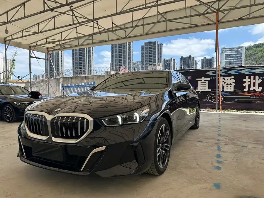 BMW 5 Series 2024