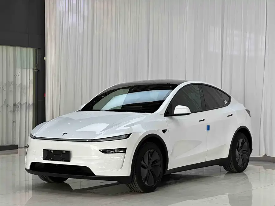 Tesla Model Y 2026