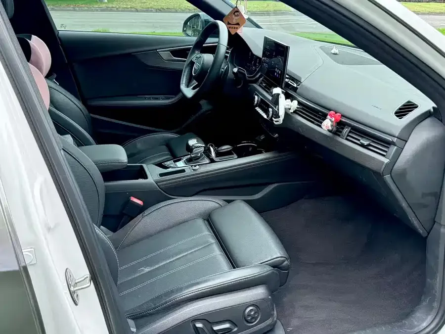 Audi a4 l 2023 40 TFSI luxury and dynamic model 2023 — миниатюра 3