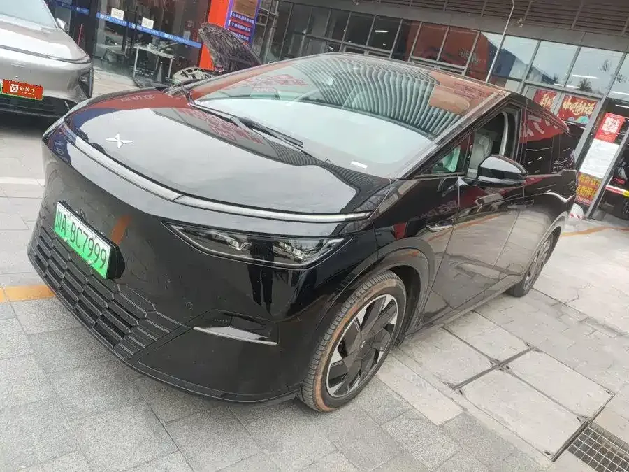 XPeng XPeng X9 2024