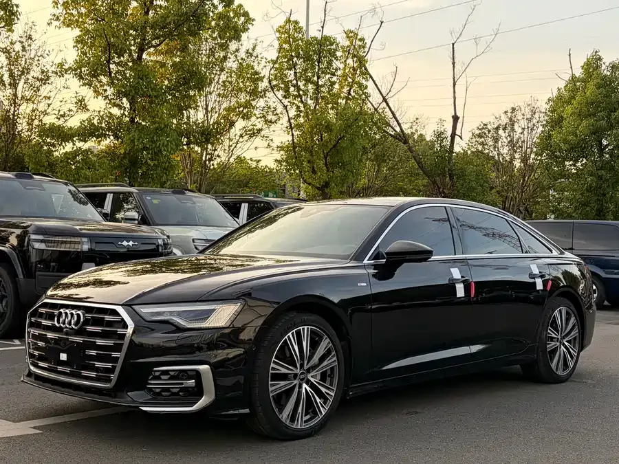 Audi A6L 2023 45 TFSI Premium Dynamic Model 2023 — фото 1, купить с доставкой в Москву