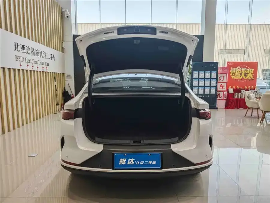 BYD Qin L Qin L 2025 EV 470KM Leading Edition 2025 — миниатюра 5