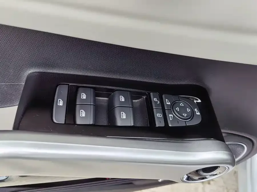 BYD Yuan Plus Yuan PLUS 2024 Honor Edition 430KM Transcendence Type 2025 — миниатюра 5