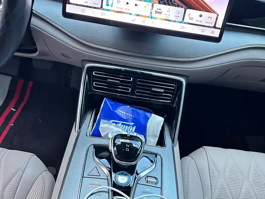 BYD Tang New Energy Tang New Energy 2023 DM-i Champion Edition 112KM Premium Edition 2024 — миниатюра 3