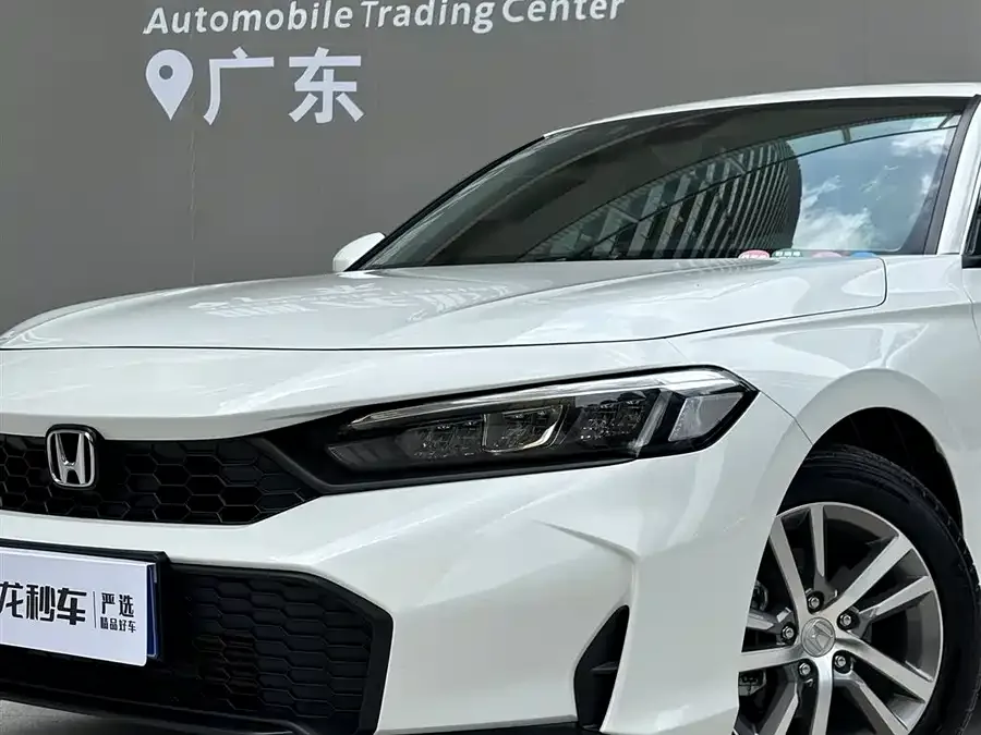 Honda CIVIC Civic 2025 240TURBO CVT Zhiqu Plus 2025 — миниатюра 5