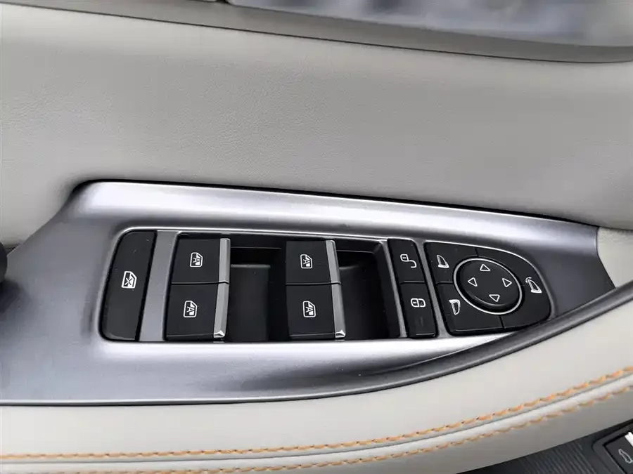 BYD Song PLUS New Energy Song PLUS New Energy 2024 Honor Edition DM-i 110km Flagship Model 2024 — миниатюра 3