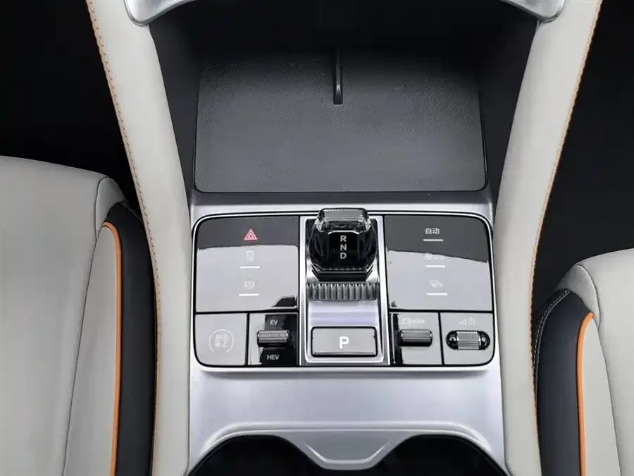 BYD Song PLUS New Energy Song PLUS New Energy 2024 Honor Edition DM-i 110km Flagship Model 2024 — миниатюра 4