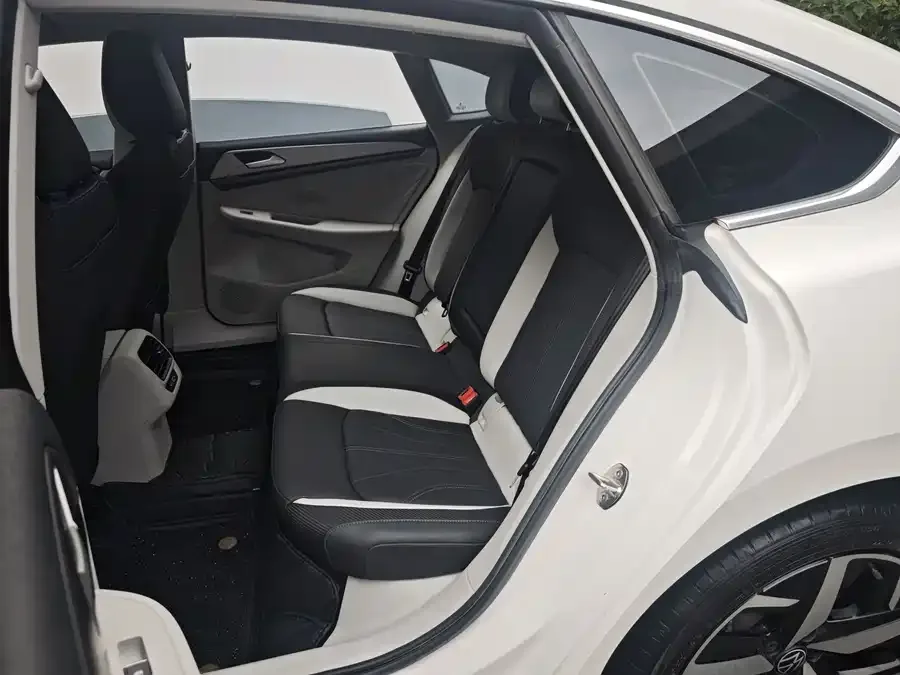 Volkswagen Lamando 2022 Lingdu Lingdu L 280TSI DSG Cool Edition 2022 — миниатюра 4