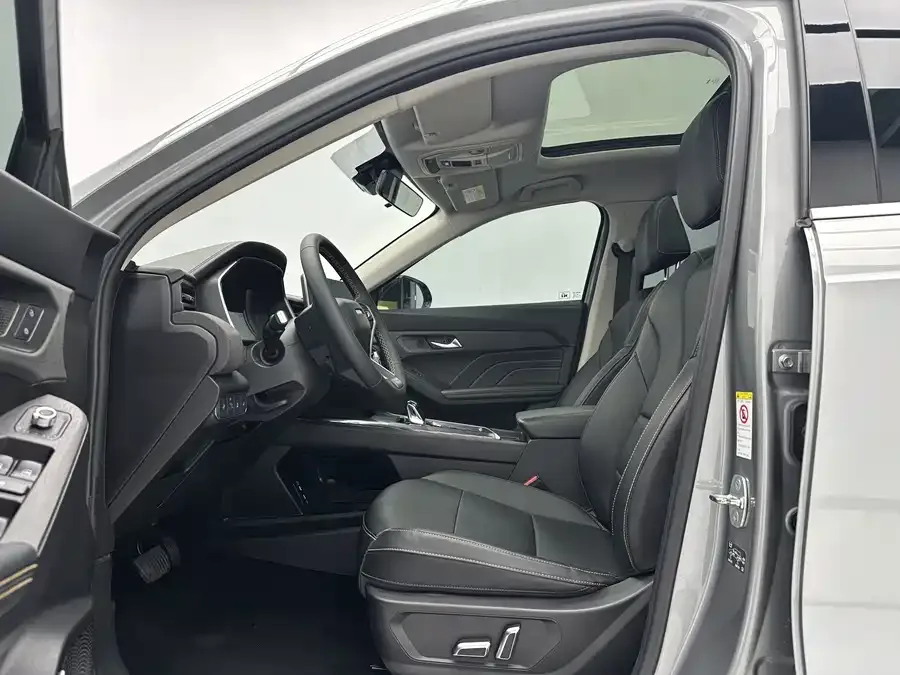 Haval Chitu (Red Rabbit) Haval Chitu 2022 Jinxiang Edition 1.5T Bronze Rabbit 2022 — миниатюра 2