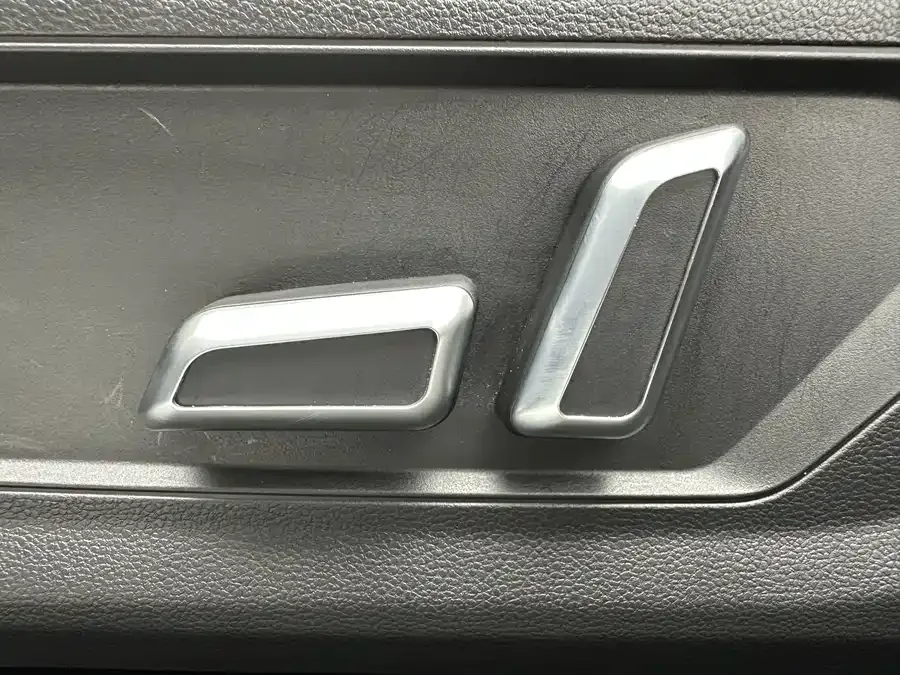 Haval Chitu (Red Rabbit) Haval Chitu 2022 Jinxiang Edition 1.5T Bronze Rabbit 2022 — миниатюра 4