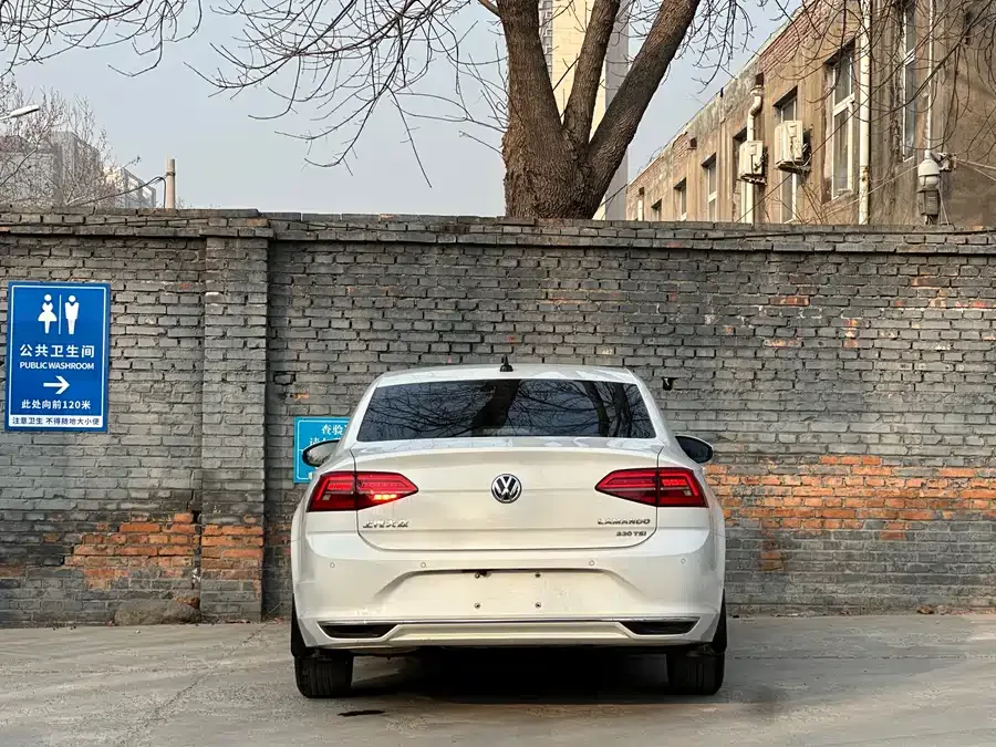 Volkswagen Lamando Lingdu 2021 230TSI DSG Fashion Edition 2022 — миниатюра 2