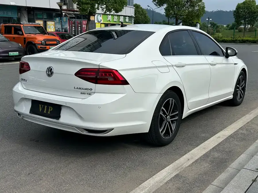 Volkswagen Lamando Lingdu 2021 facelift 280TSI DSG comfort version 2022 — миниатюра 3