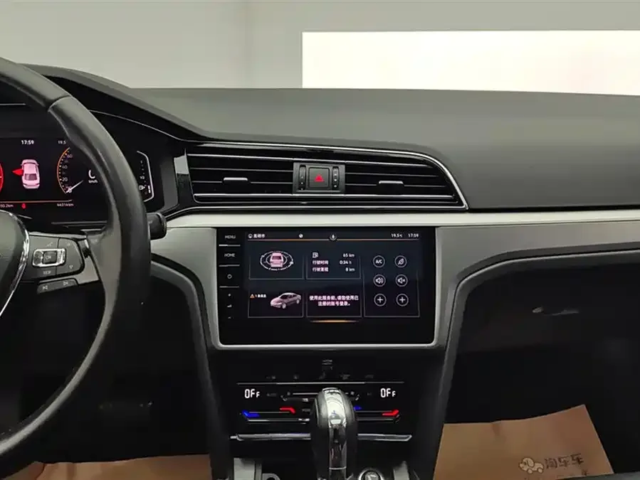 Volkswagen Lamando Lingdu 2021 280TSI DSG Comfort Edition 2022 — миниатюра 4