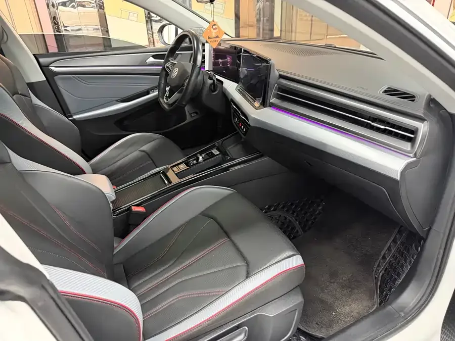 Volkswagen Lamando 2023 Lingdu Lingdu L 280TSI DSG Cool Edition 2022 — миниатюра 2