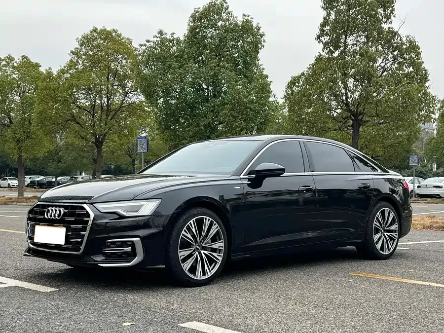 Audi A6L 2023 40 TFSI luxury and dynamic model 2023 — фото 1, купить с доставкой в Москву