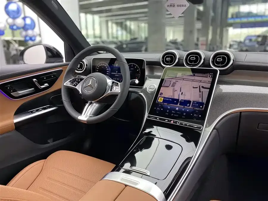 Mercedes-Benz GLC-Class Mercedes-Benz GLC 2025 GLC 260 L 4MATIC Dynamic Edition 2025 — миниатюра 4