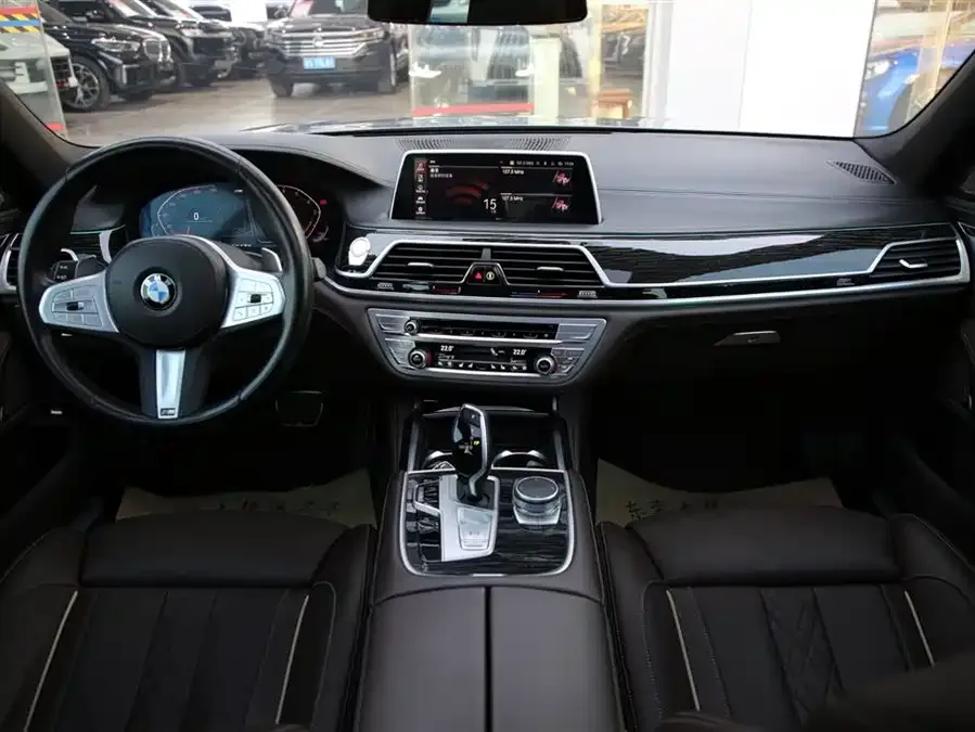 BMW 7 Series BMW 7 Series 2021 730Li M Sport Package 2023 — миниатюра 3