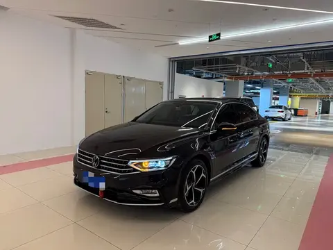 Volkswagen Magotan 2024 buy in Moscow