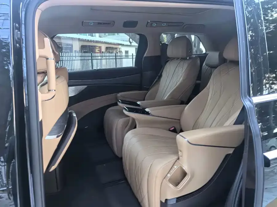 BYD D9 BYD D9 2025 DM-i Intelligent Driving Edition 1020 4WD Premium Edition 2025 — миниатюра 2