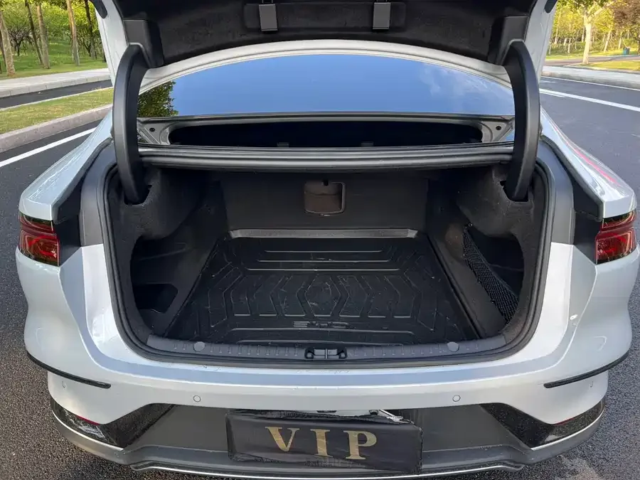 BYD Second-hand Han 2024 EV Honor Edition 506KM Front-wheel Drive Premium 2024 — миниатюра 4