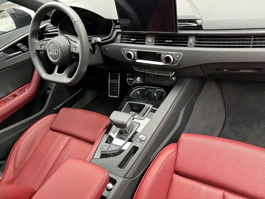 Audi a4 l 2025 2 million units Enjoyable Edition 40 TFSI Fashion Dynamic Edition 2025 — миниатюра 2